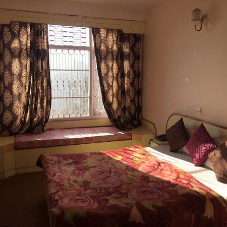 Hotel Lotus Shimla Exteriör bild